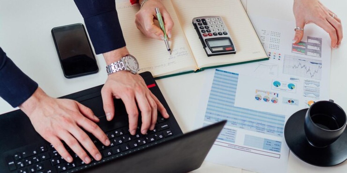 Small Business Online Bookkeeping: Simplify Your Finances and Focus on Growth